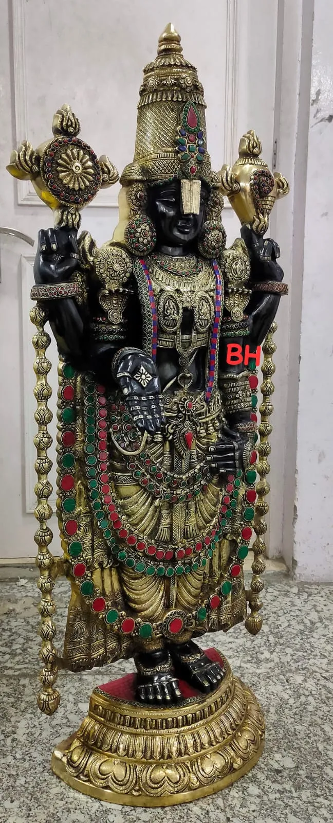 Big Size Lord Tirupati Balaji/Sri Venkateswara Brass Statue ( 47 inches ) -ANUB001SB