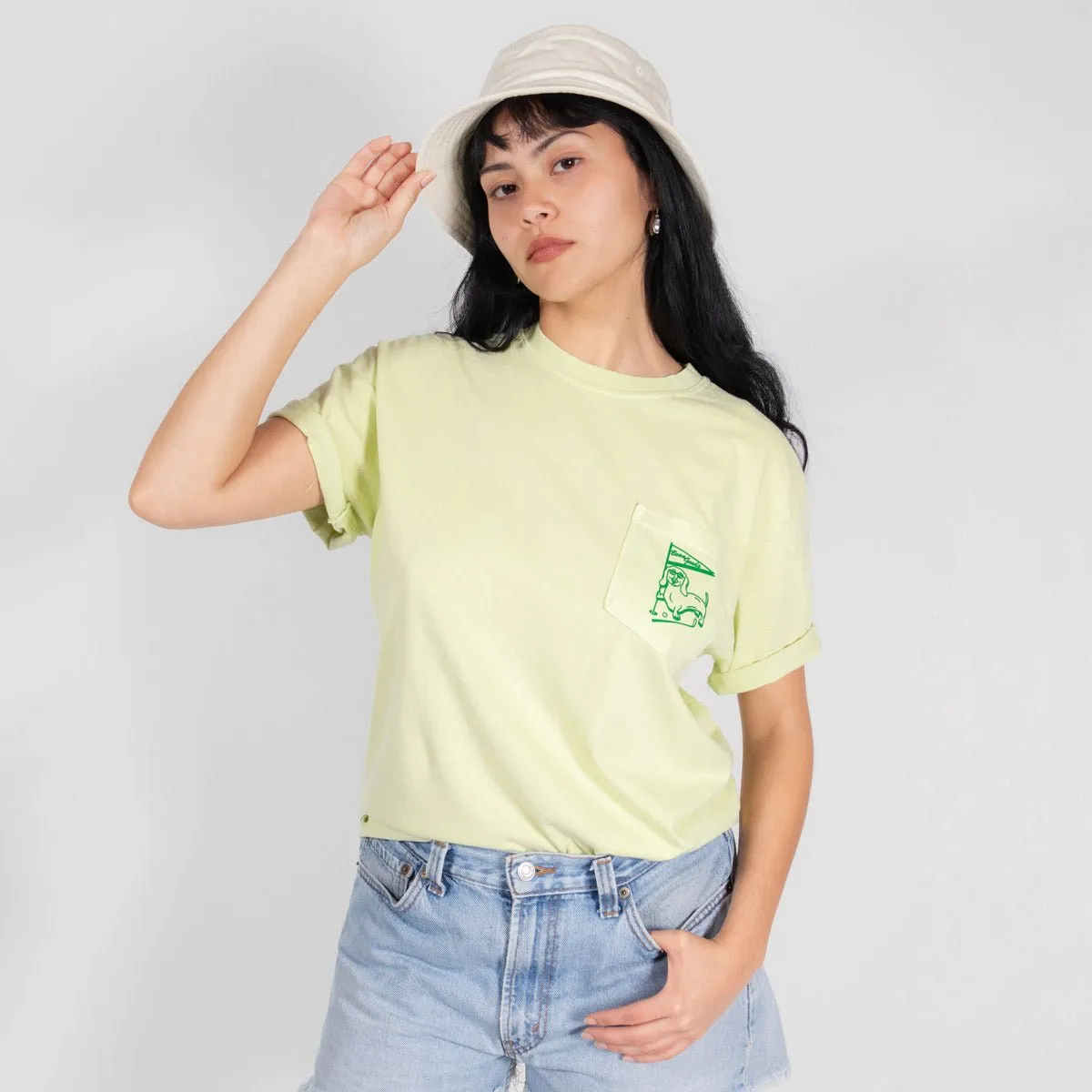 swingin’ wieners golf club unisex pocket tee | birdie green